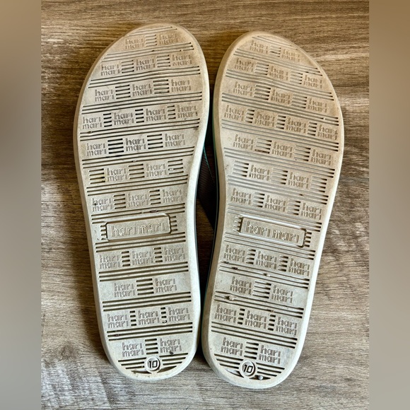 Hari Mari Women's Dunes Flip Flop Thong Slide Sandals - Picture 7 of 8